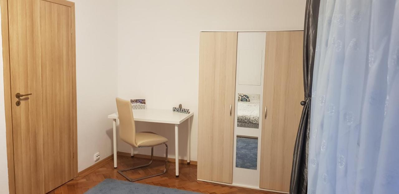 Petuniei Apartment Brasov Exterior photo